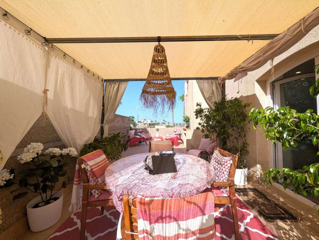 Adosada en Venta en Linea De La Concepcion, La Cádiz - foto 5
