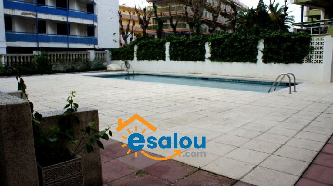 Parking en calle Mayor de Salou a 225 m. de la playa,