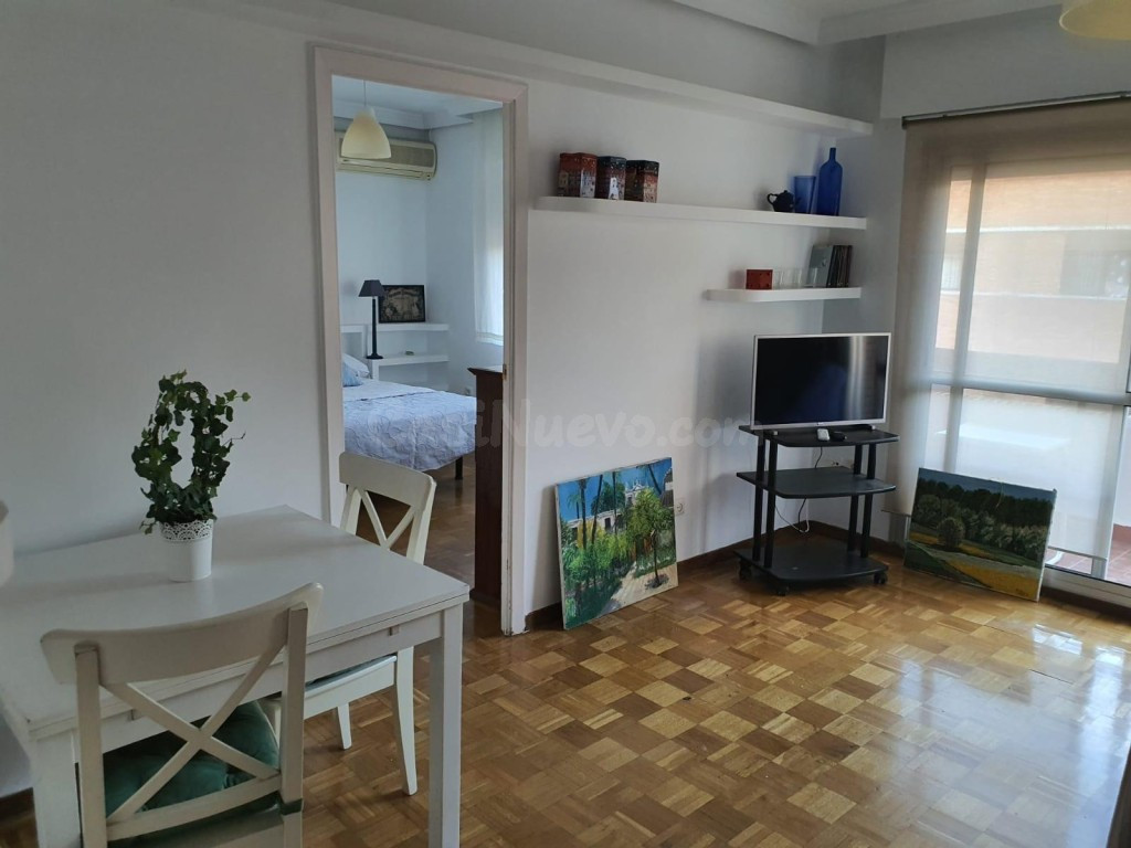 Bonito apartamento en alquiler en Triana!!