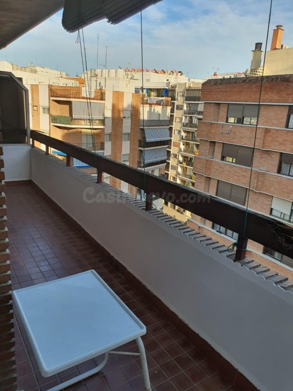 Bonito apartamento en alquiler en Triana!! - foto 2