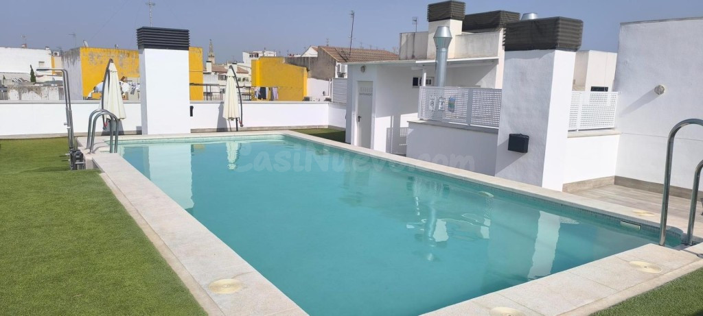 Precioso apartamento a estrenar en Calle Alfarería con piscina en cubierta!!!