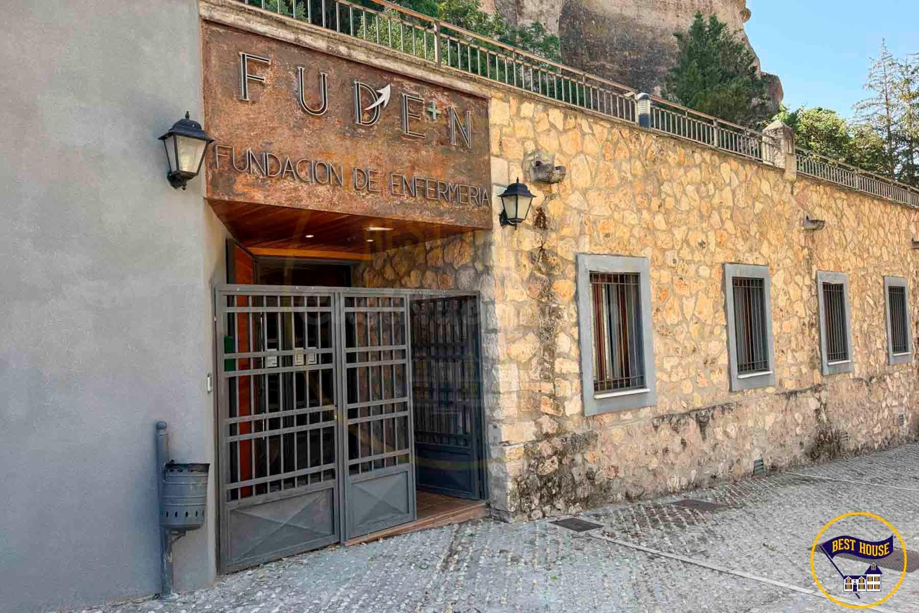 EDIFICIO SINGULAR EN VENTA EN EL CASCO ANTIGUO DE CUENCA
