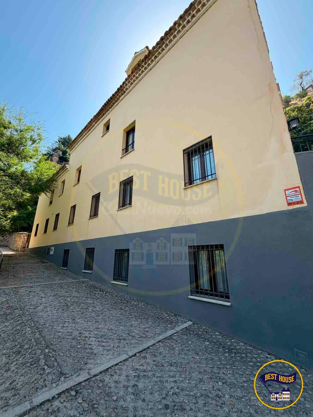 EDIFICIO SINGULAR EN VENTA EN EL CASCO ANTIGUO DE CUENCA - foto 3