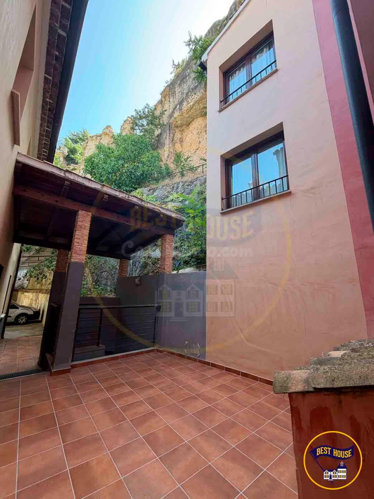 EDIFICIO SINGULAR EN VENTA EN EL CASCO ANTIGUO DE CUENCA - foto 5