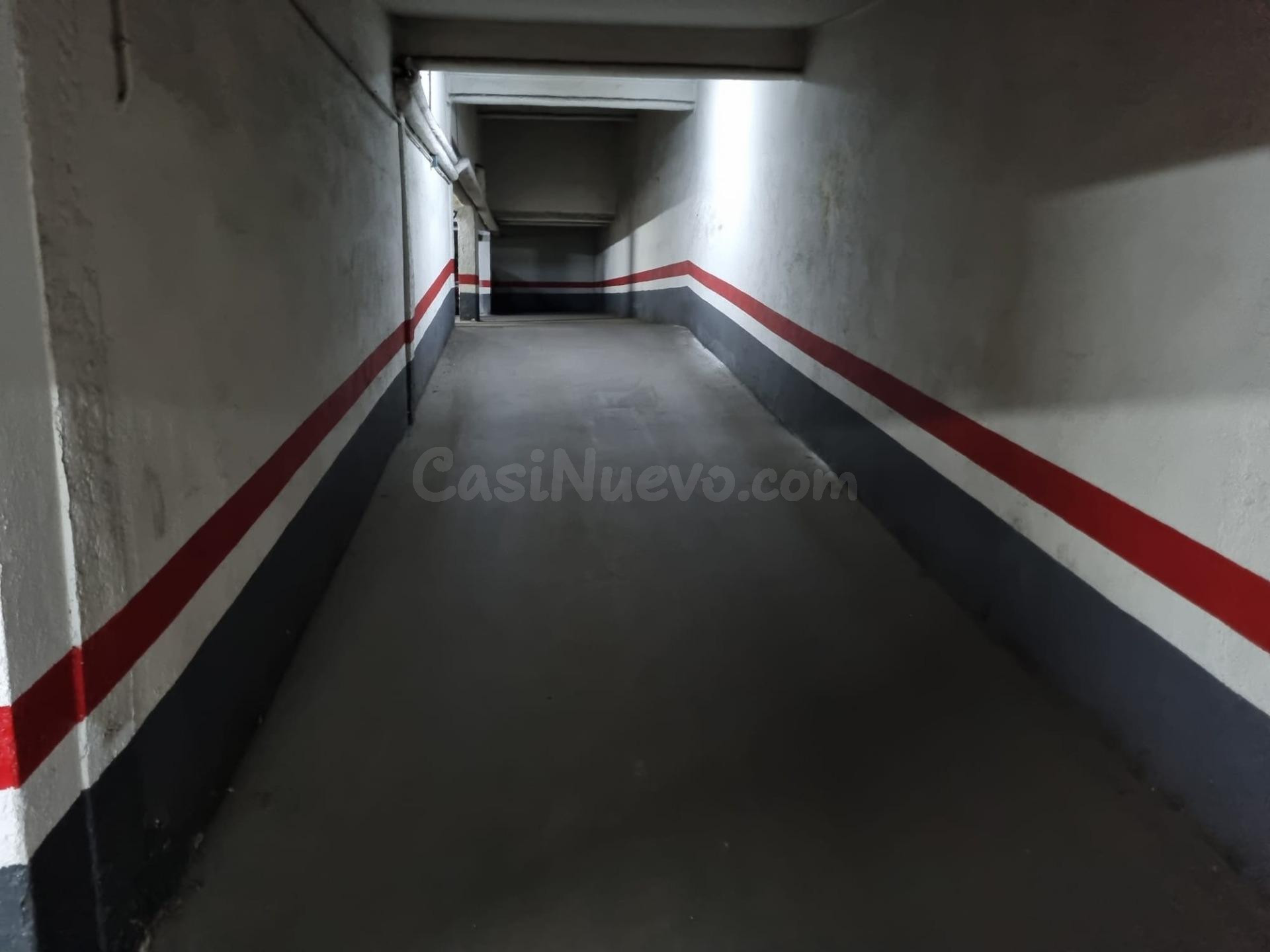 Plaza de garaje cercana a Plaza España - foto 4