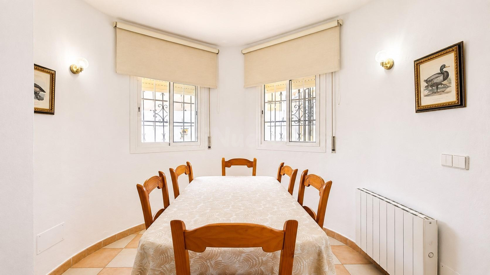 Casa adosada en San Pedro, céntrico, 4 dormitorios, 4 baños, - foto 5