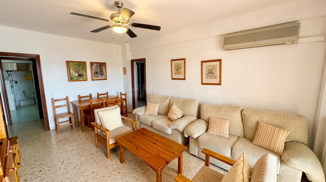 Exclusivo Piso en Primera Línea de Playa con Vistas al Mar e - foto 4