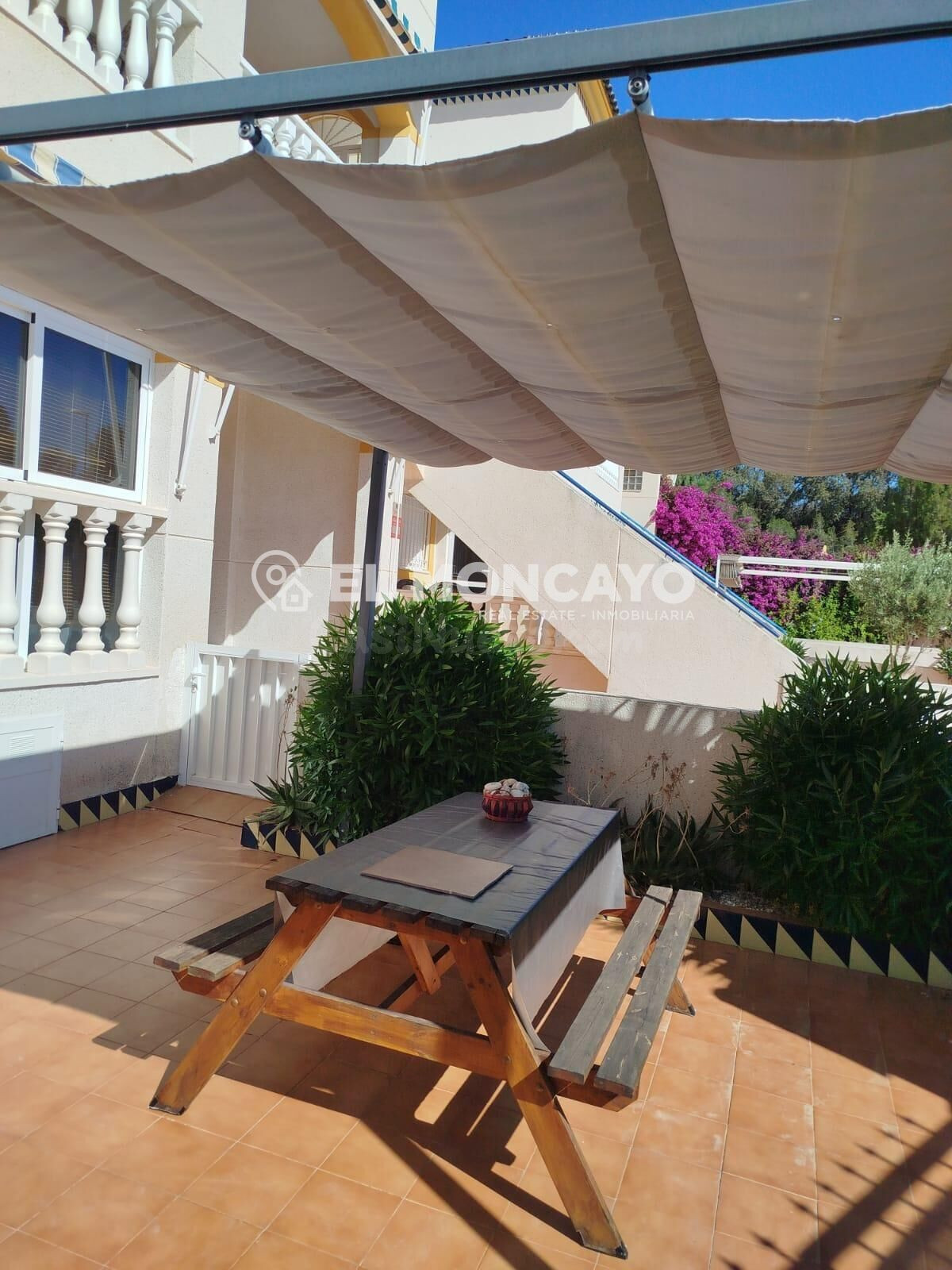 Fantástico bungalow adosado con amplia terraza en la exclusi - foto 3