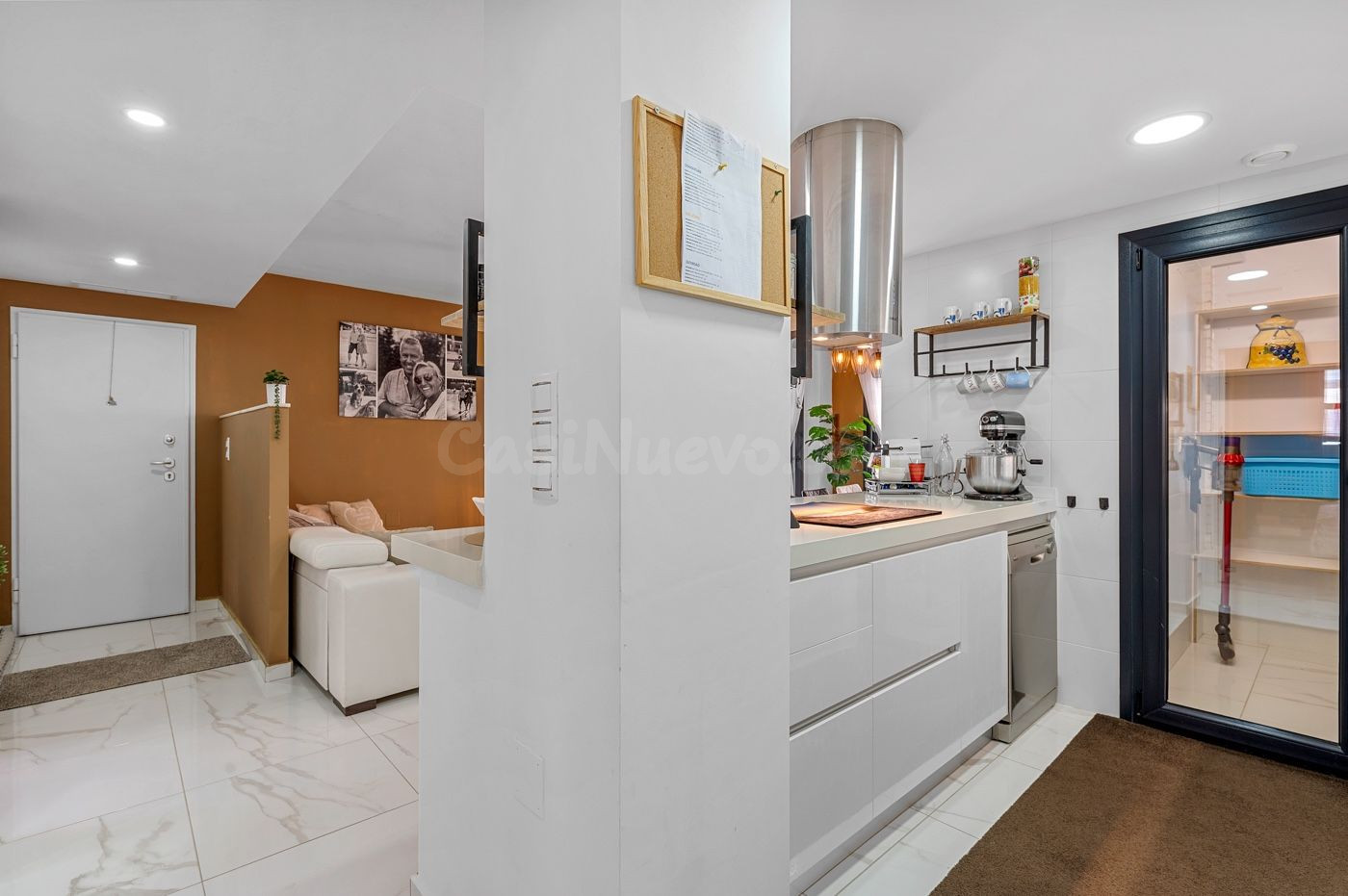 APARTAMENTO DE 3 DORMITORIOS Y 2 BAÑOS EN GUARDAMAR DEL SEGU - foto 3