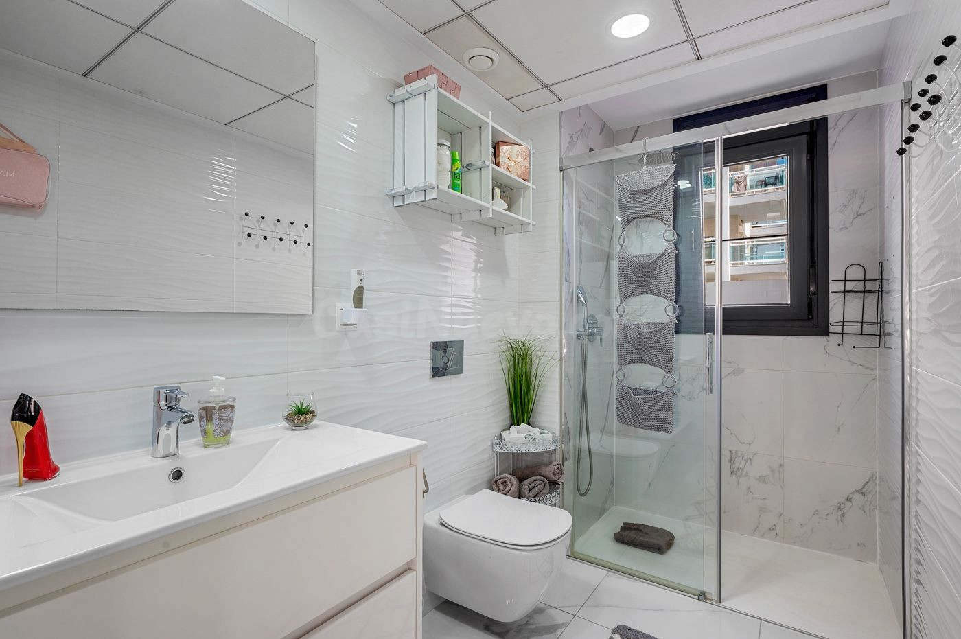 APARTAMENTO DE 3 DORMITORIOS Y 2 BAÑOS EN GUARDAMAR DEL SEGU - foto 5