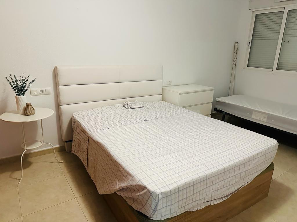 APARTAMENTO DE 70m2 EN URB. EL PRADO - foto 4