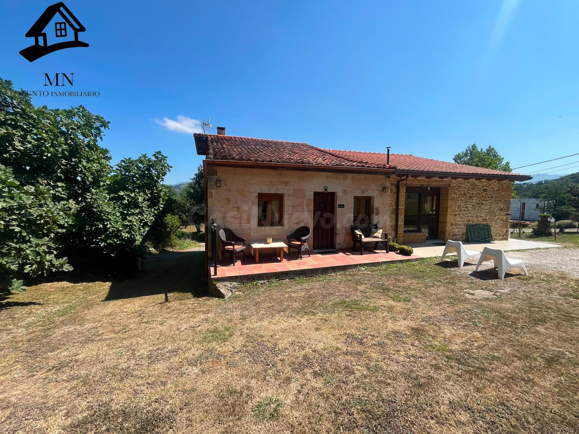 Preciosa Casa Pareada Reformada con Vistas Despejadas en Villacarriedo