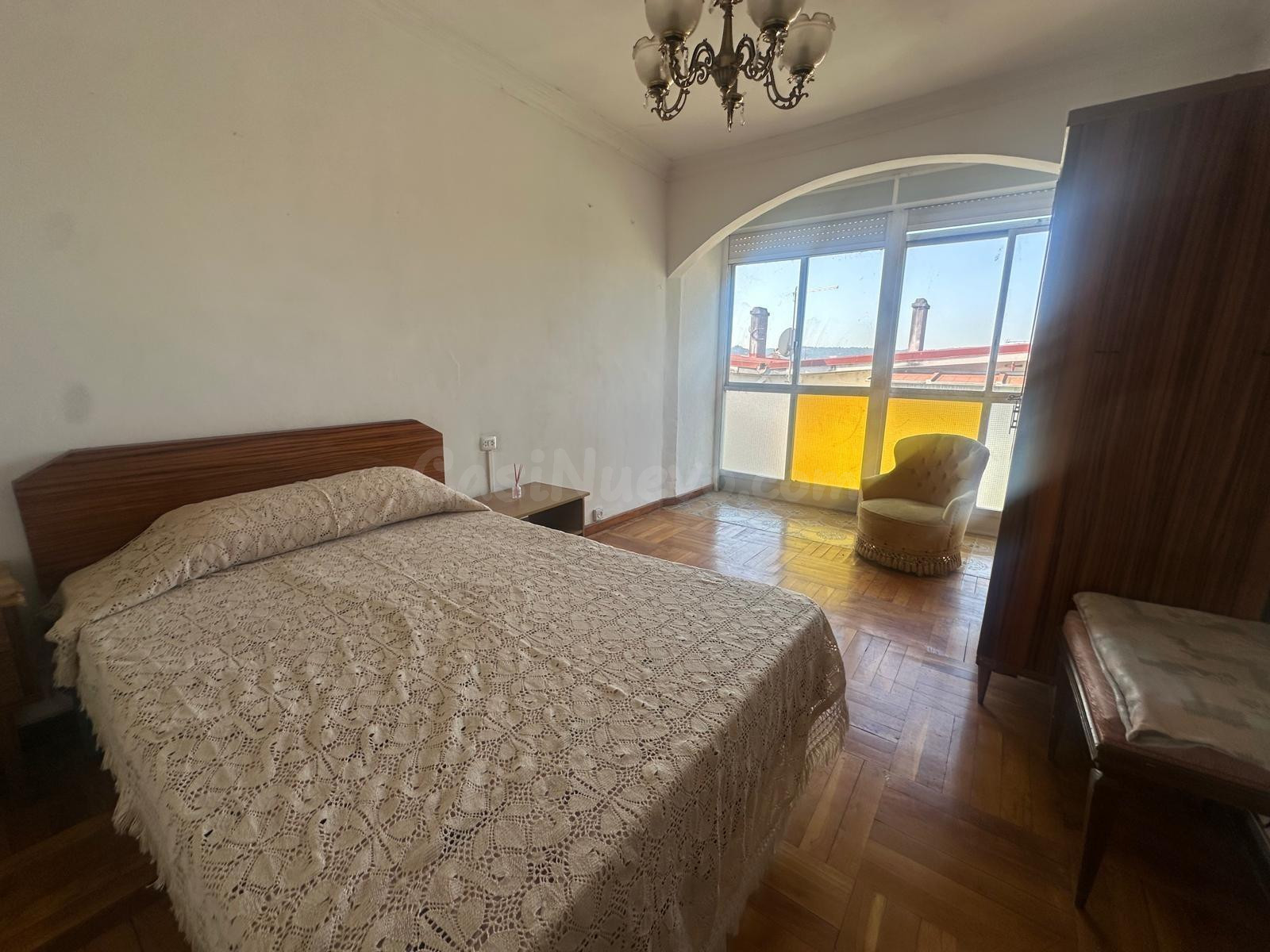 Se vende piso con local de 28 m2 en Barrocanes - foto 3