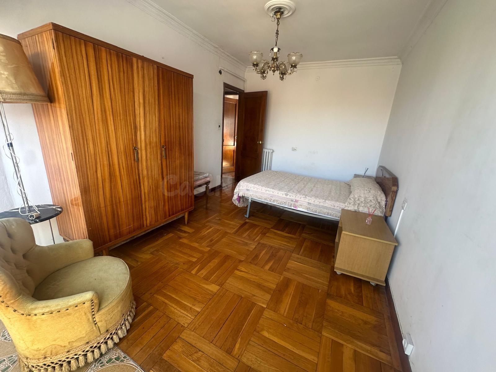 Se vende piso con local de 28 m2 en Barrocanes - foto 4