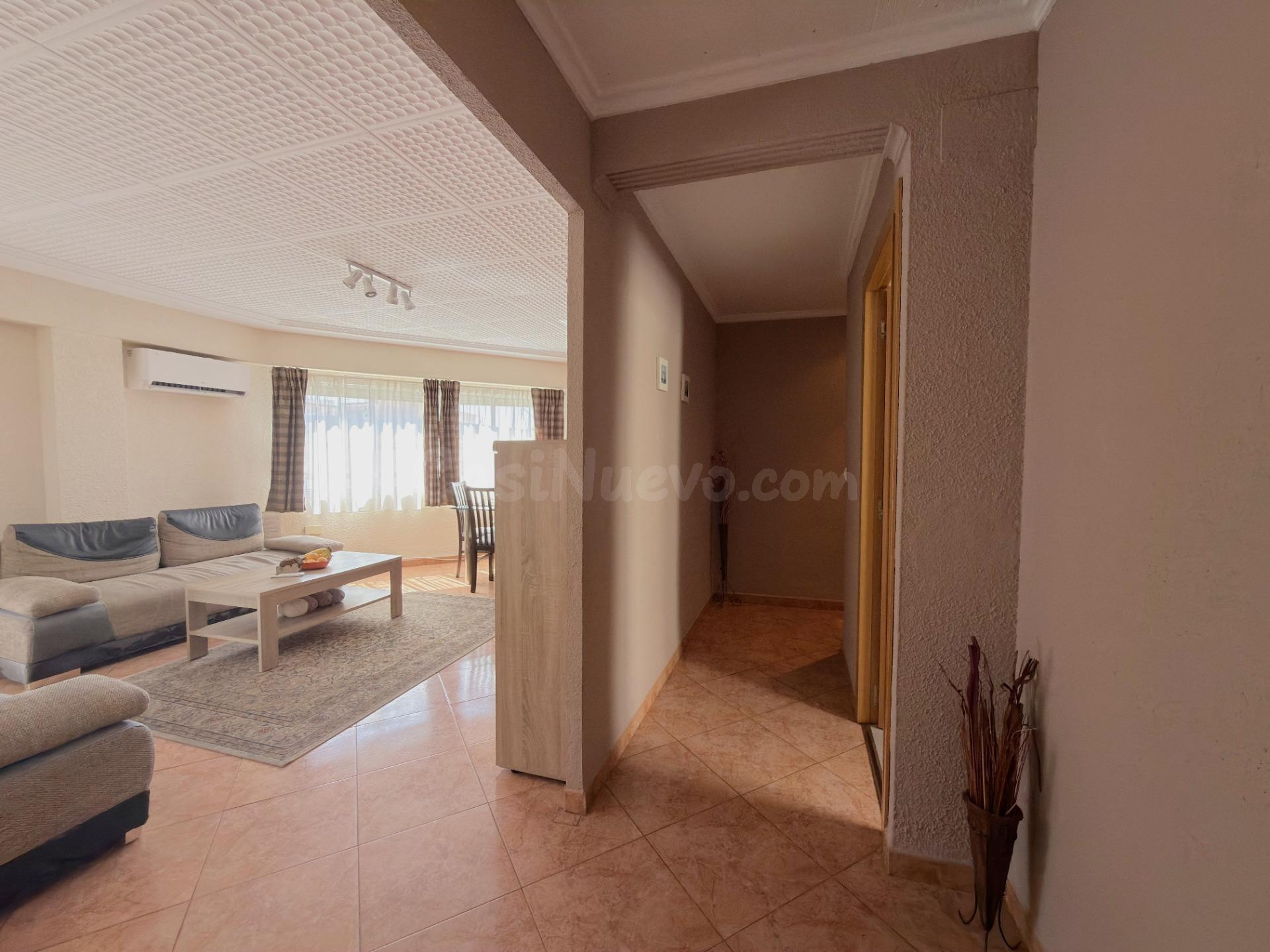 Vivienda reformada de 101 m2 con 4 habitaciones y gran lumin - foto 2