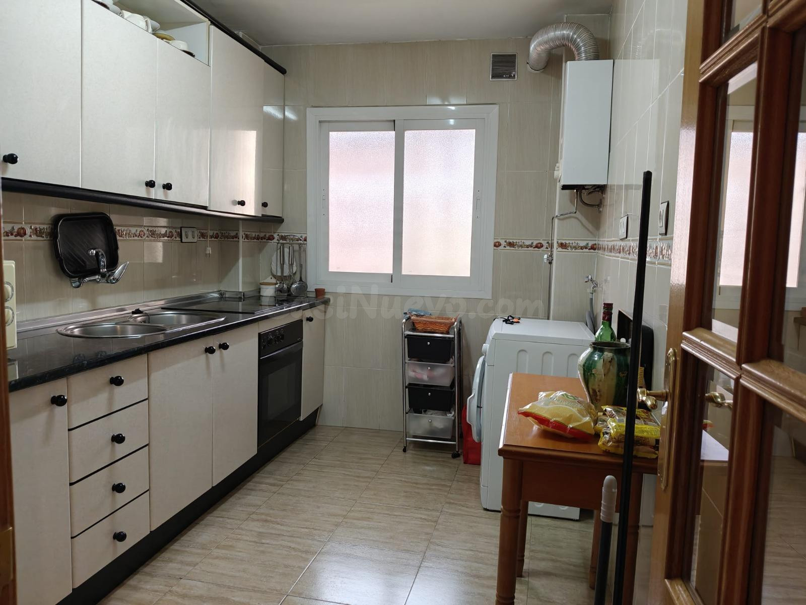 SE VENDE PISO EN GRANADA - foto 3