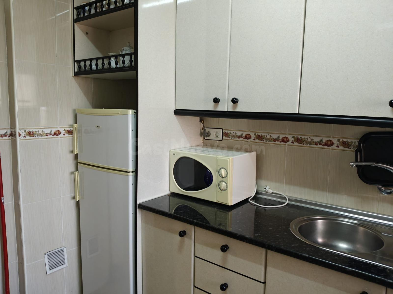 SE VENDE PISO EN GRANADA - foto 4