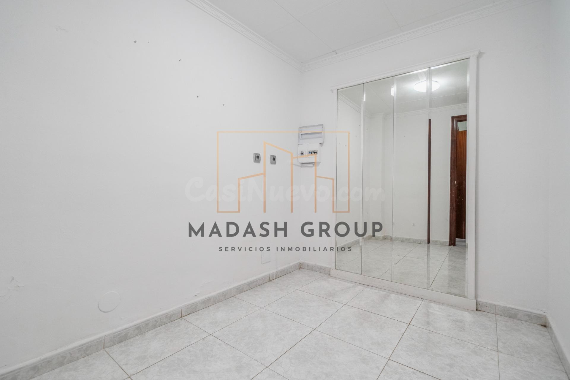 Local comercial en venta en el centro de Salou, cerca de la  - foto 5