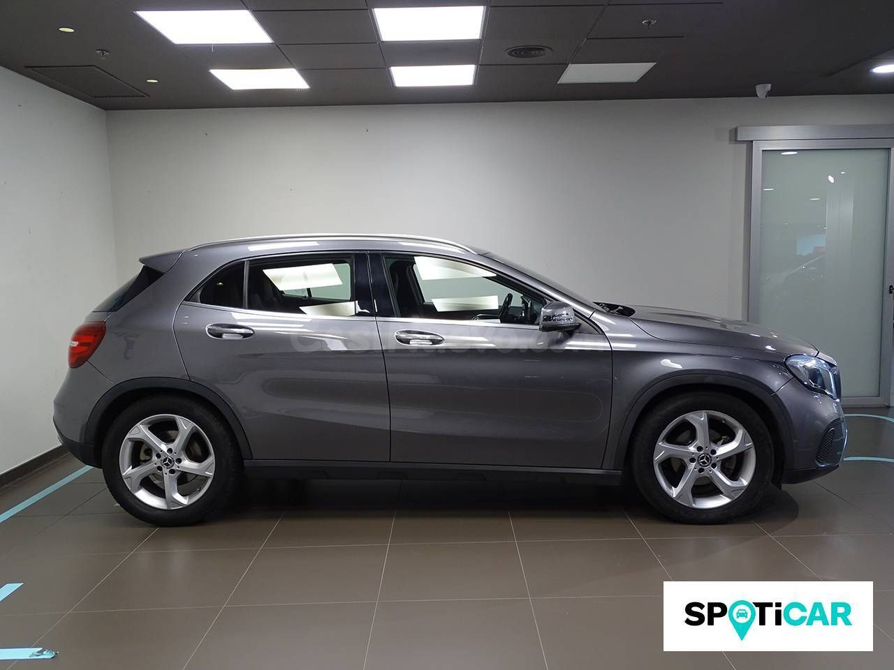 Mercedes GLA GLA 200 d - - foto 4