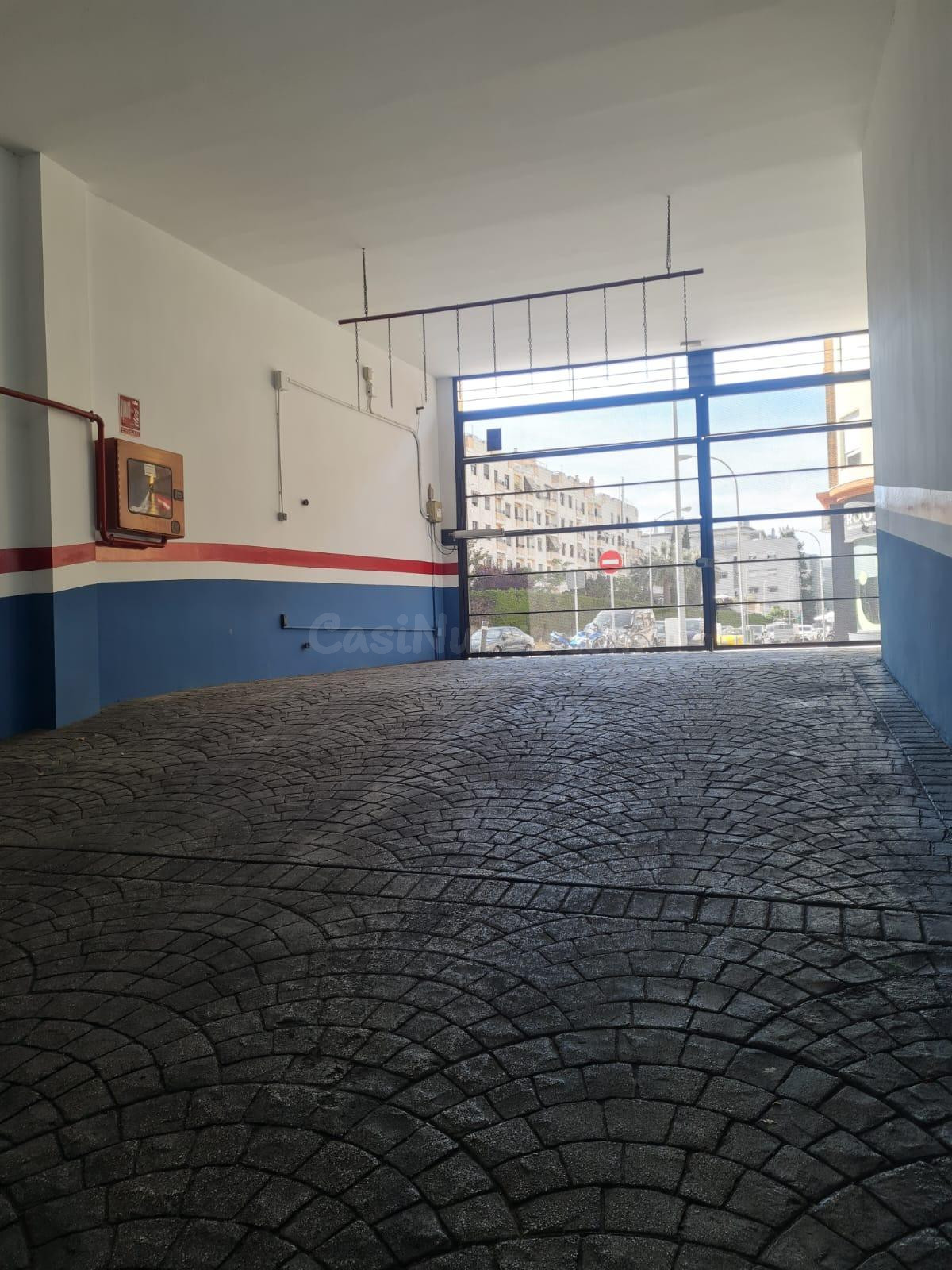 PLAZA DE GARAJE EN ALQUILER EN AVENIDA VÍA AUGUSTA - foto 4