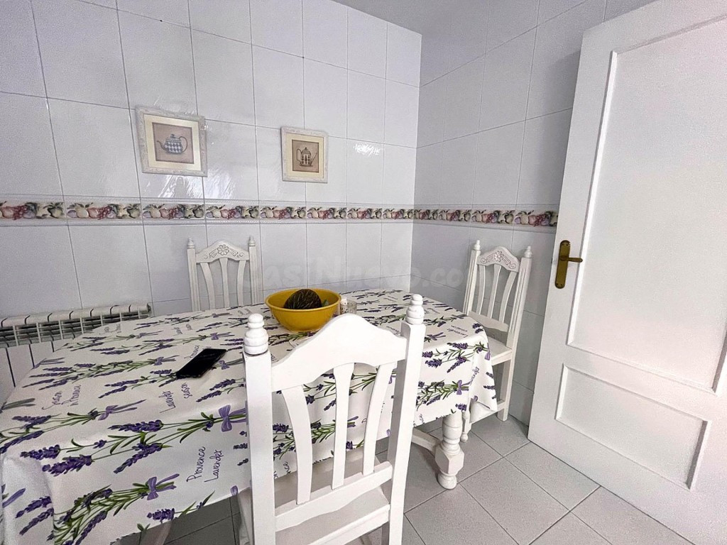 ¡CHICAS ESTUDIANTES! ÚLTIMA HABITACIÓN EN CHALET A COMPARTIR - foto 4