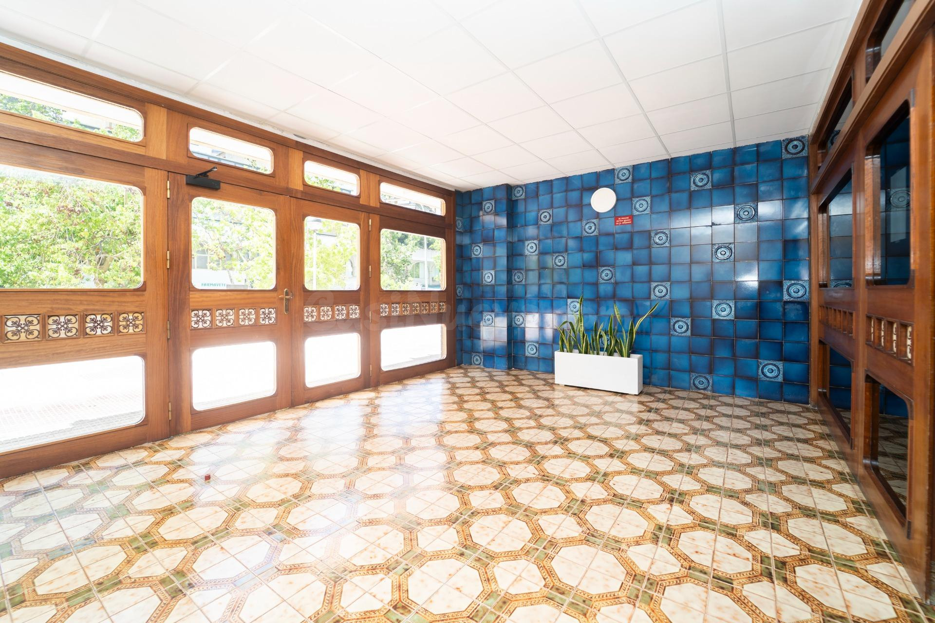 OPORTUNIDAD EN VENTA DE PISO DE 2 DORMITORIOS EN PLAYA DE SAN JUAN (ALICANTE) A 8 MINUTOS ANDANDO DE LA PLAYA