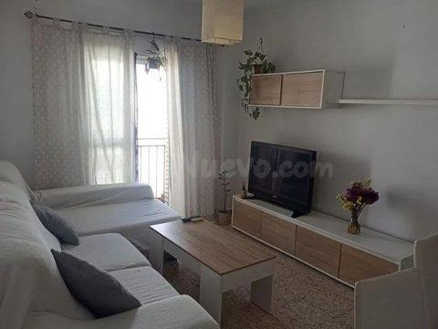 Centro San Luis. Excelente vivienda amueblada de 3 habitaciones se alquila. ESTUDIANTES O TRABAJADORES PARA COMPARTIR.