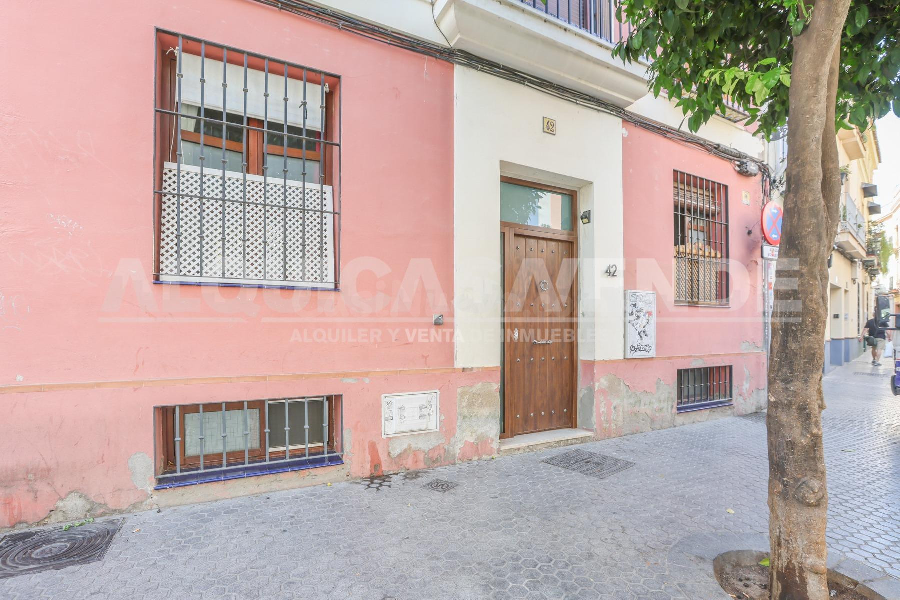 Se vende trastero amplio en pleno centro de Sevilla. C/ Rela - foto 3