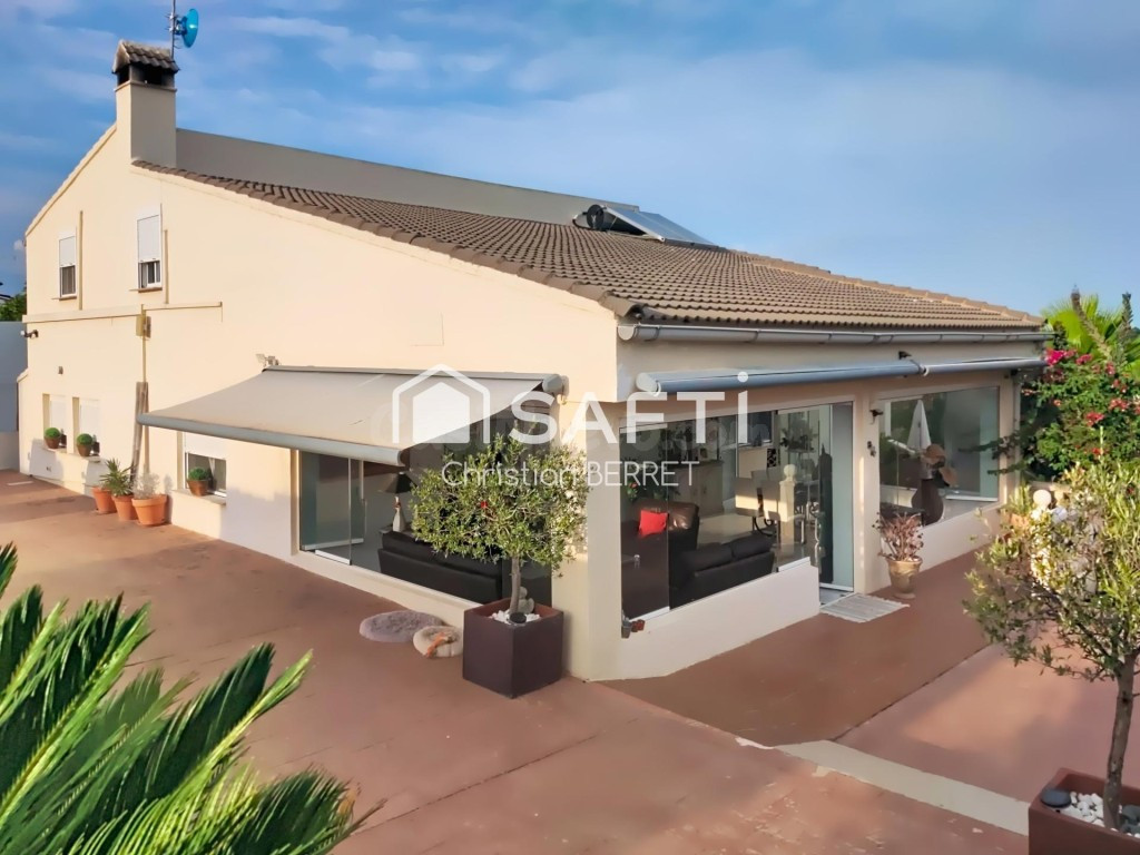 VILLA CON PISCINA, TENIS Y 2 GARAJE EN ALBORACHE