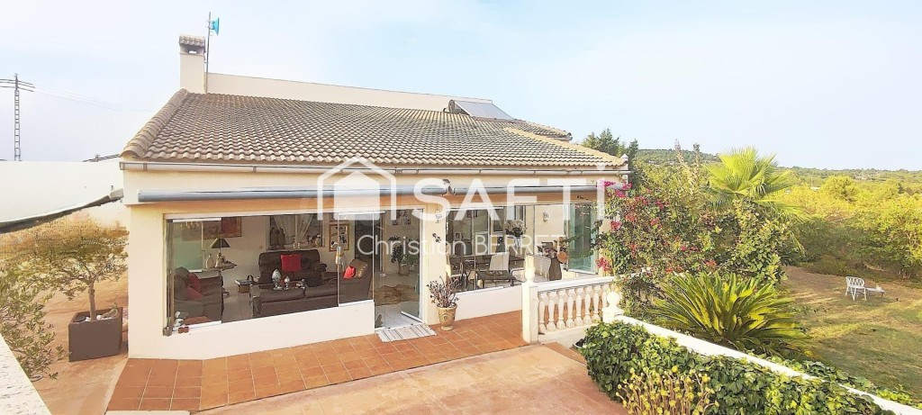 VILLA CON PISCINA, TENIS Y 2 GARAJE EN ALBORACHE - foto 5
