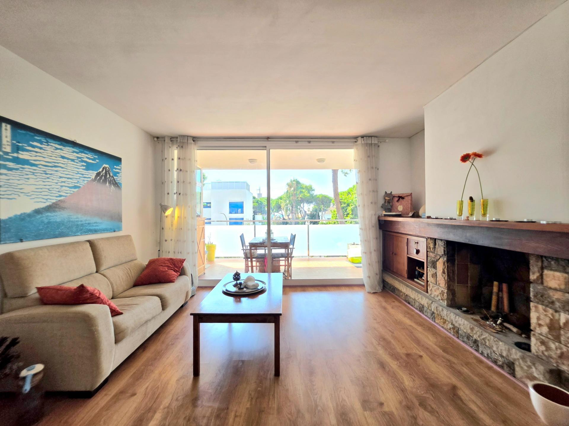 Bonito y amplio piso a dos pasos del mar en Castelldefels pl - foto 5