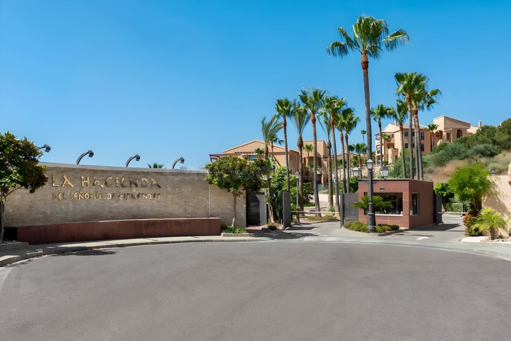 Apartamento en Venta en Benahavis Málaga - foto 4