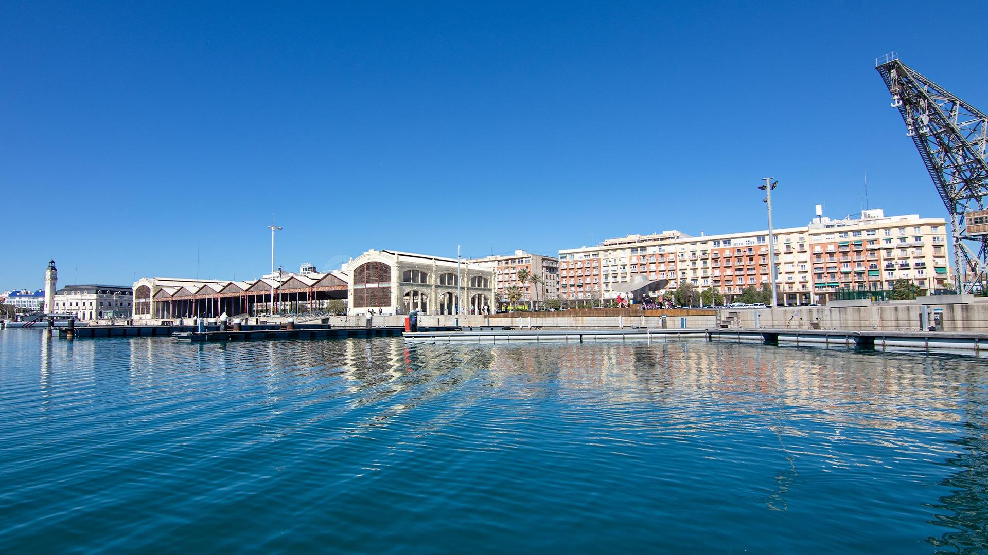 Piso con vistas al mar en La Marina de Valencia - foto 2