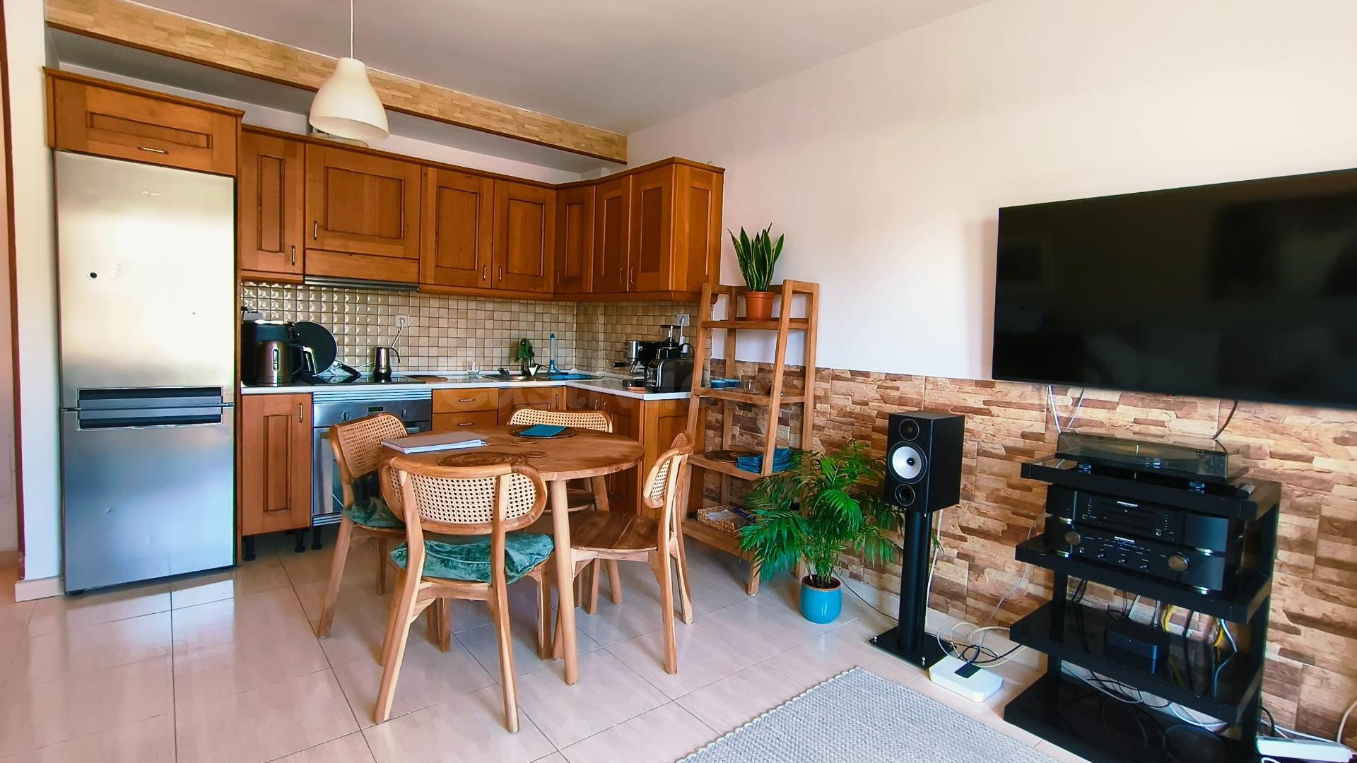 Luminoso Apartamento en Planta Alta en el Corazón de Antigua - foto 4