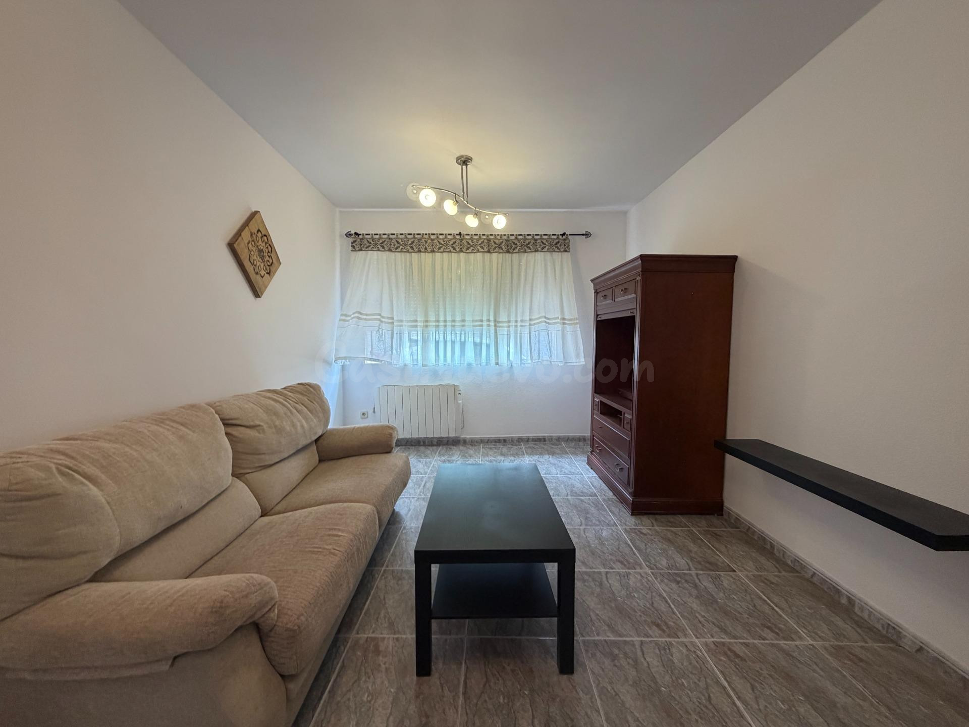 Planta baja 1 habitación 62m² en alquiler - Alamín - foto 2