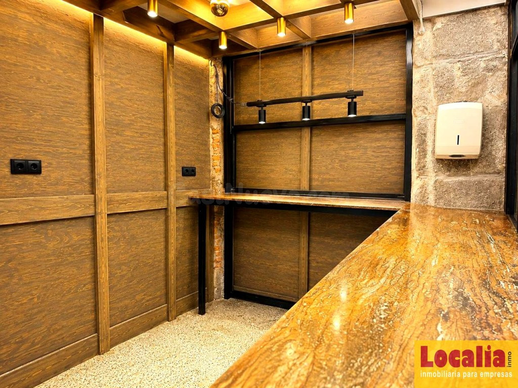 Local comercial con ubicación estratégica, Santander - foto 2