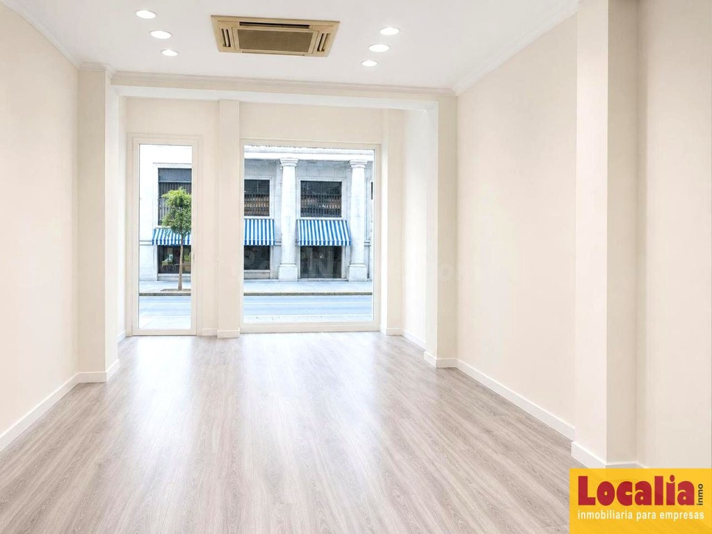 Amplio local en alquiler zona premium, Santander - foto 3