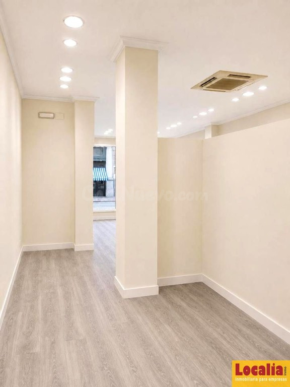Amplio local en alquiler zona premium, Santander - foto 4