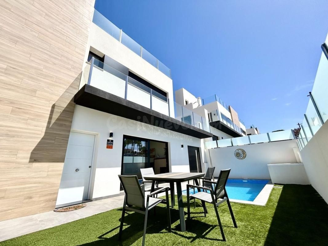 Villa 2 habitaciones 110m² en venta - Las Filipinas