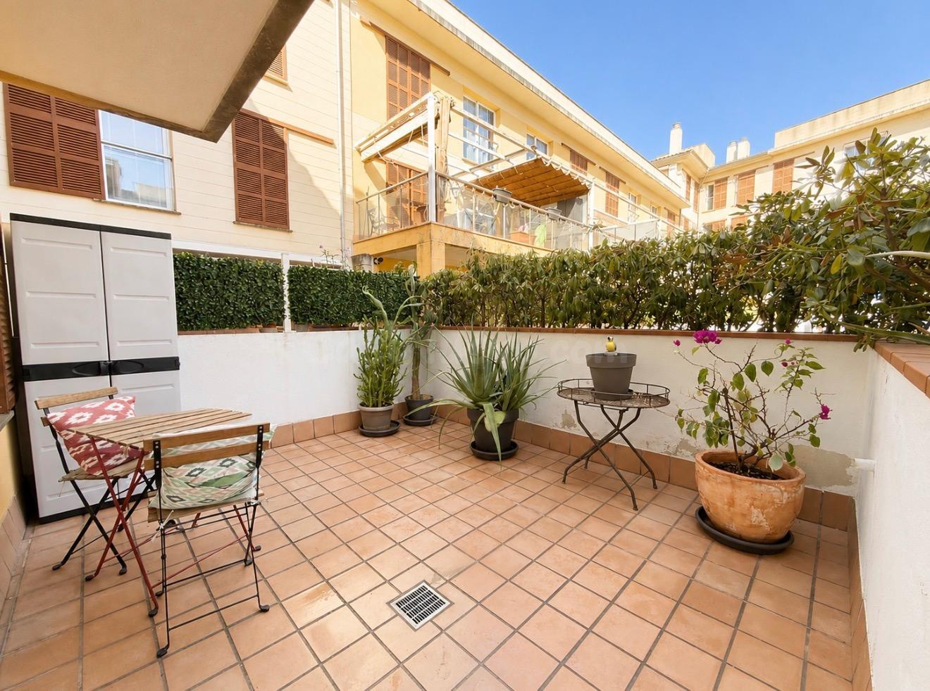 Planta baja con terraza y piscina comunitaria, en CAMPOS - foto 5