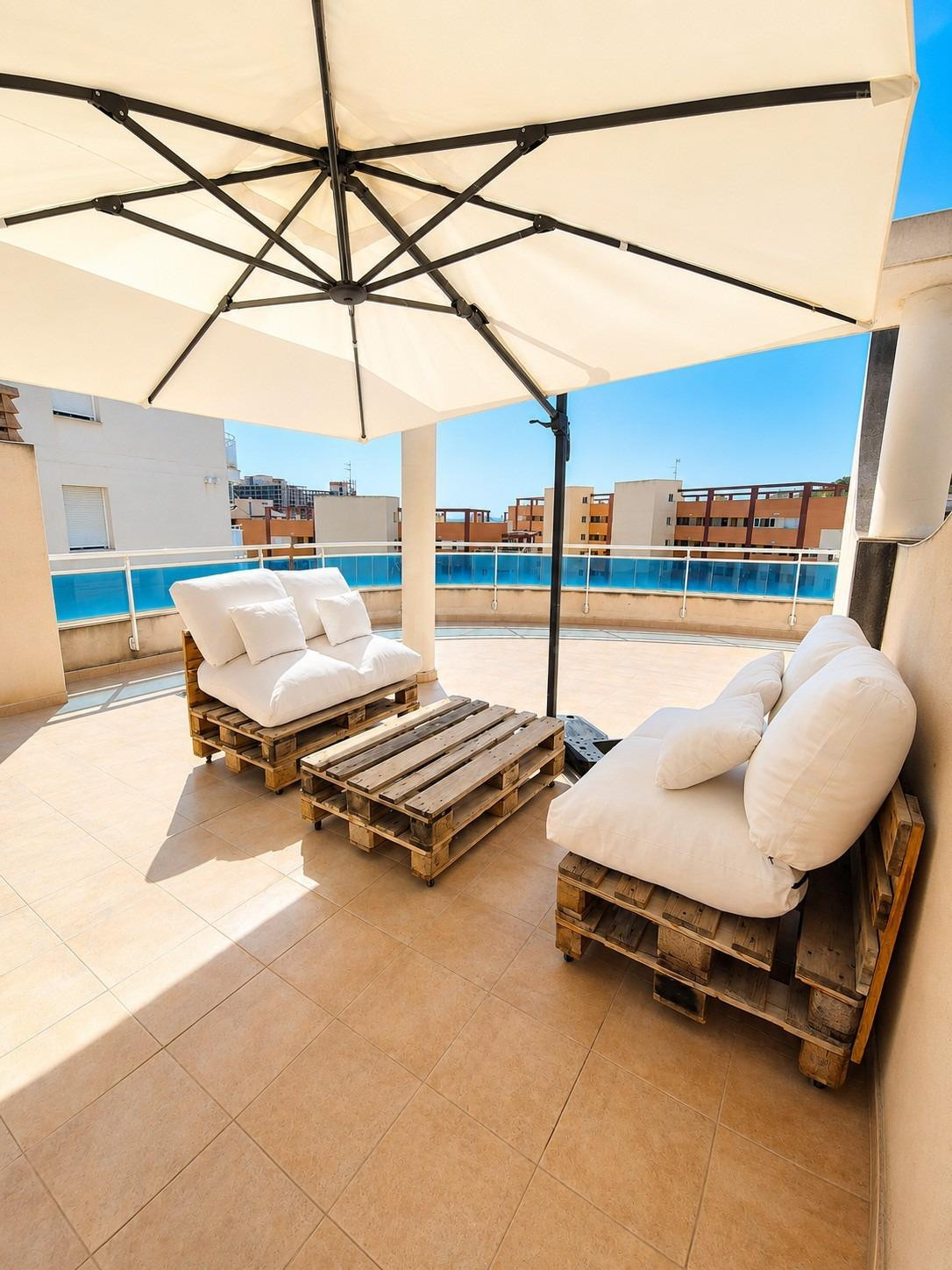 PISO EN VENTA EN LA CALA DE VILLAJOYOSA | 164 m2, GRAN TERRA - foto 3