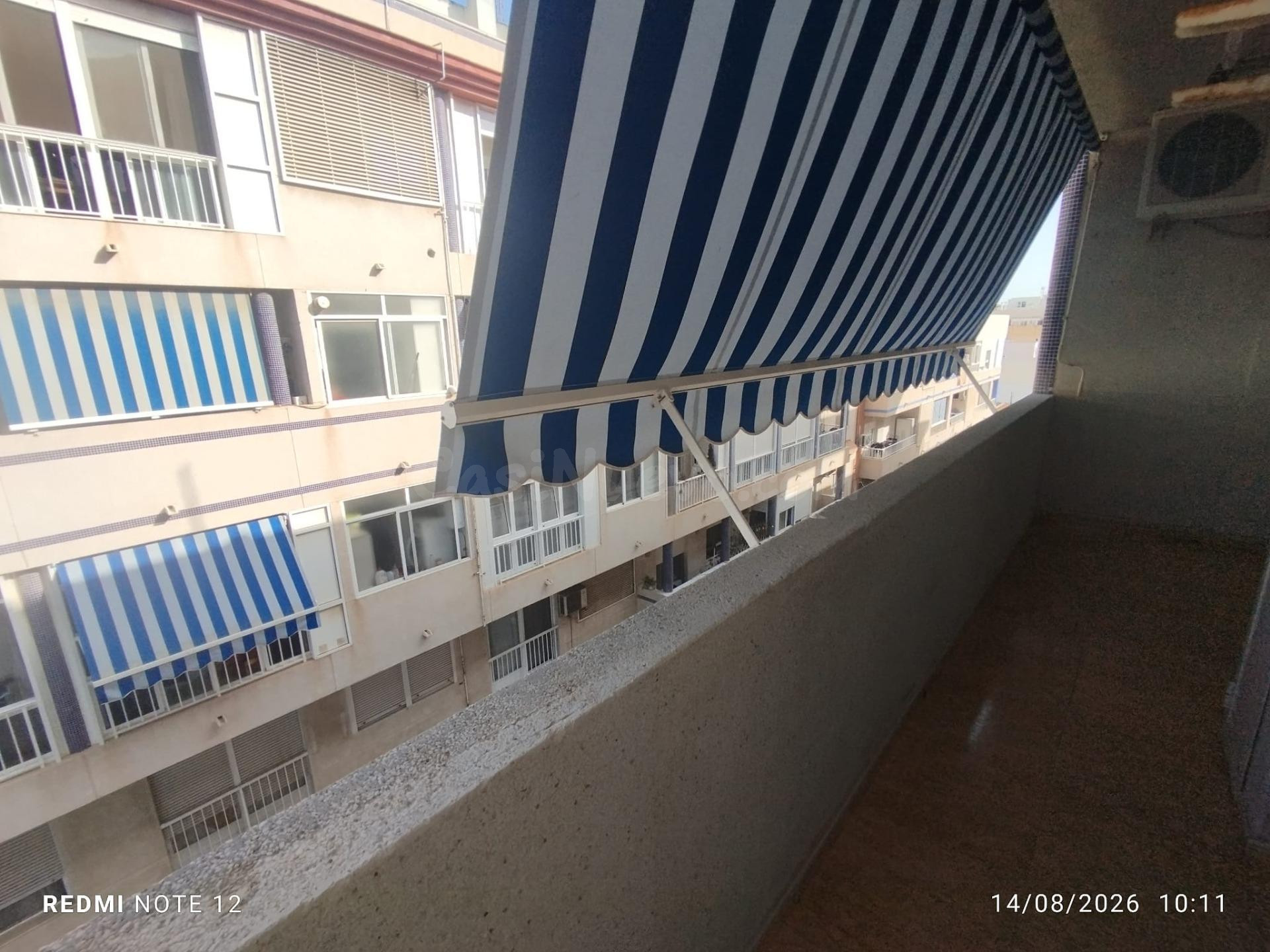 Luminoso y amplio apartamento en el centro de Guardamar del  - foto 2