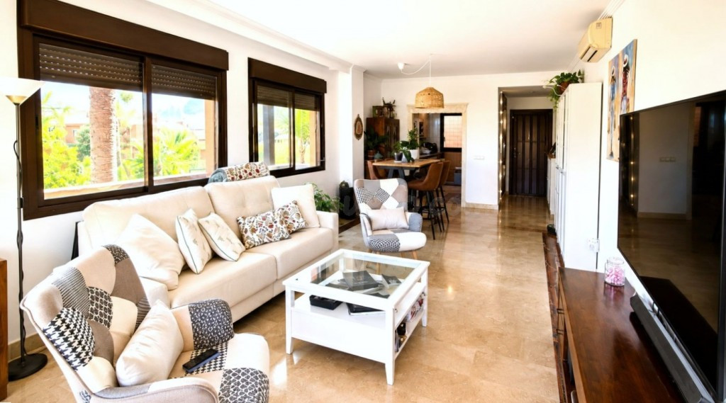 Piso en Venta en Arroyo Vaquero Málaga - foto 2