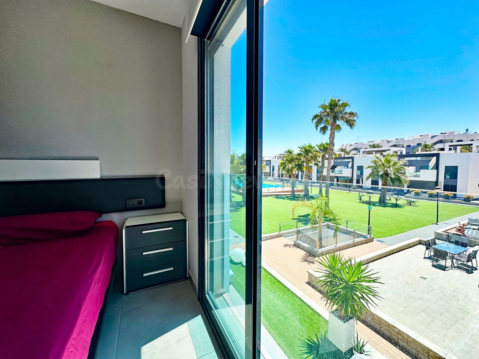 APARTAMENTO DE 2 DORMITORIOS 2 BAÑOS EN OASIS BEACH XII EN RASO (GUARDAMAR DEL SEGURA)