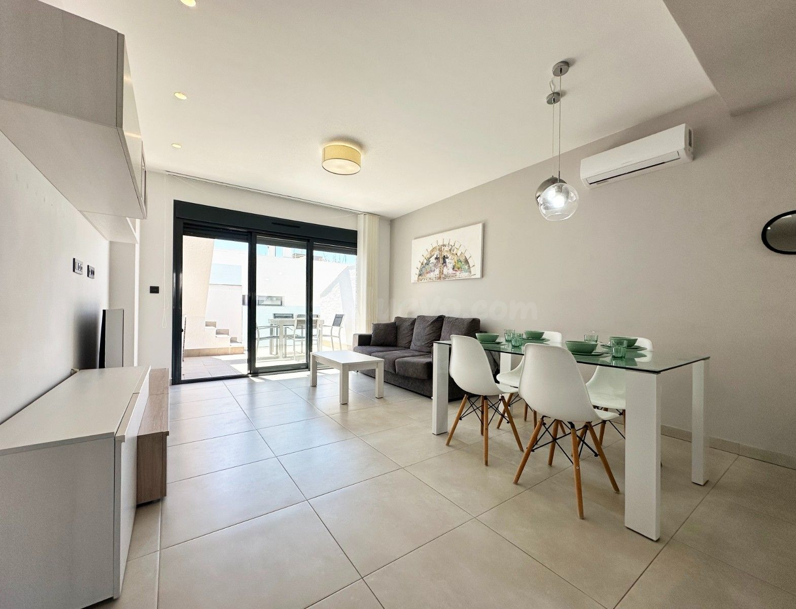 APARTAMENTO DE 2 DORMITORIOS 2 BAÑOS EN OASIS BEACH XII EN R - foto 3
