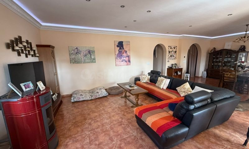 CHALET DE 5 DORMITORIOS 6 BAÑOS EN PINAR DE CAMPOVERDE (PILA - foto 2