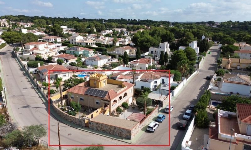 CHALET DE 5 DORMITORIOS 6 BAÑOS EN PINAR DE CAMPOVERDE (PILA - foto 3
