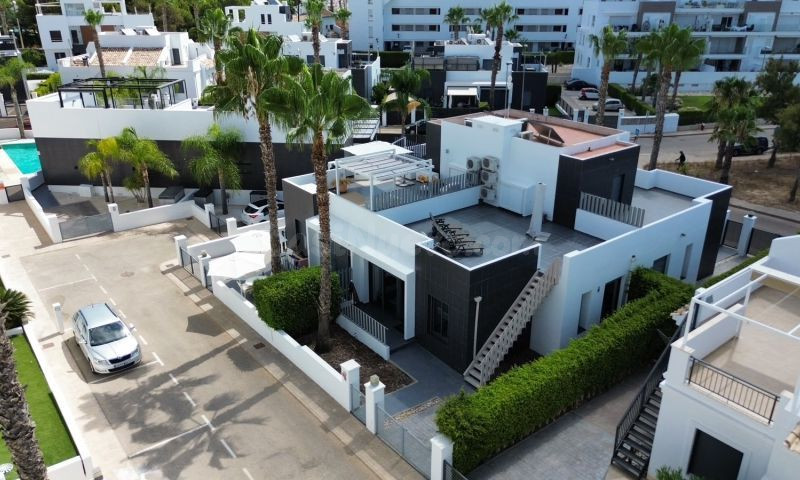 CHALET DE 2 DORMITORIOS 2 BAÑOS EN ORIHUELA COSTA ( ALICANTE - foto 4