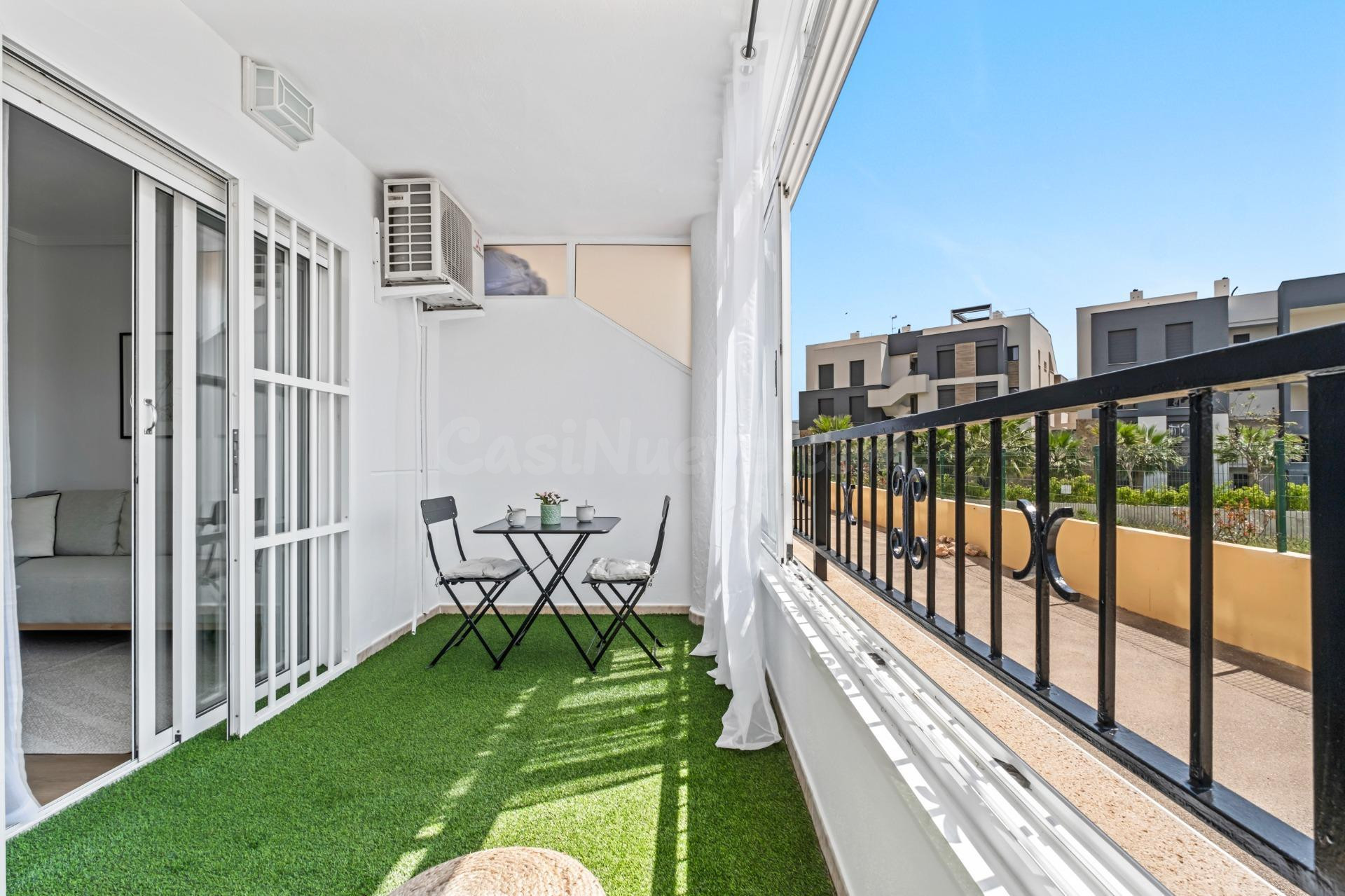 APARTAMENTO DE 2 DORMITORIOS 1 BAÑO EN PLAYA FLAMENCA ( ORIH - foto 3
