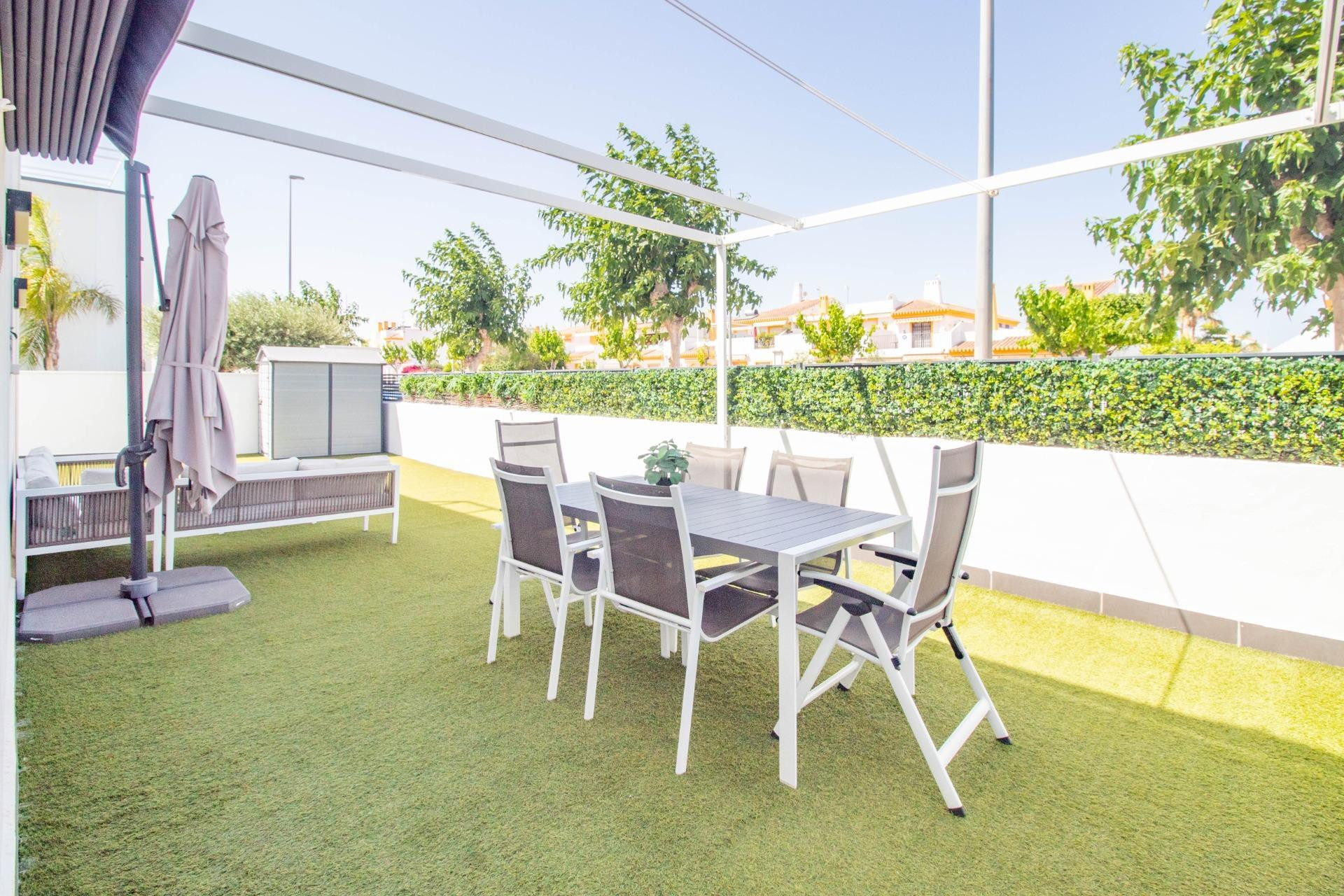 APARTAMENTO DE 2 DORMITORIOS 2 BAÑOS EN PILAR DE HORADADA